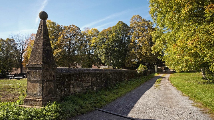 Schloss Massenbach aus Massenbach